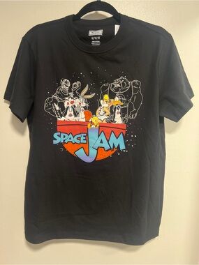 Space Jam Graphic Tee featuring Looney Tunes - Black NWT